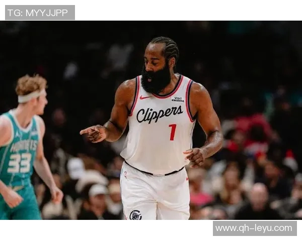 哈登关键时刻放弃挡拆选择单挑重现火箭时期的孤独战斗